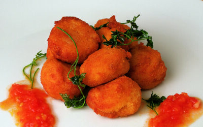 Croquetas hechas con Sobrasada de Mallorca